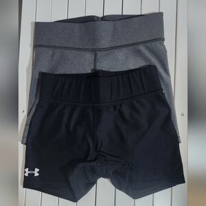 Set of 2 Under Armour HeatGear Compression Shorts - Size SM